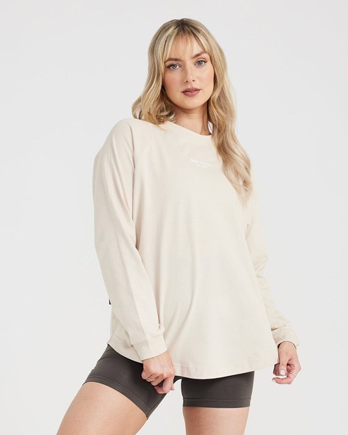 Oner Active Grafiką Oversized Long Sleeve Tee Washed Sand | 625TIXNRE
